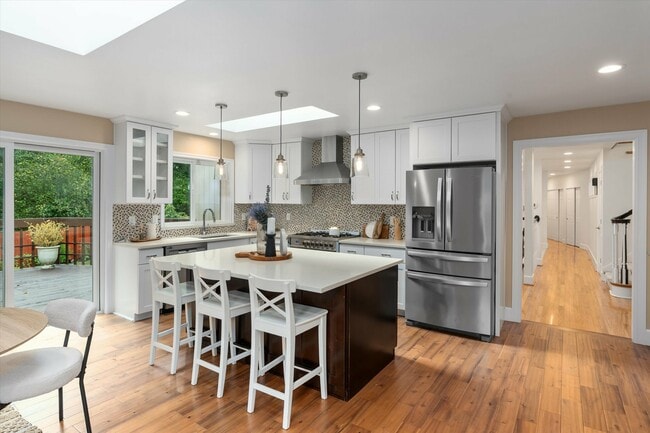 Foto del edificio - 6315 142nd Ave SE