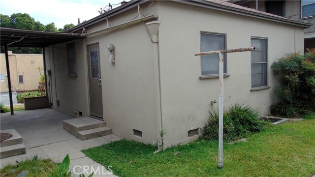 Building Photo - 5917 Primrose Ave