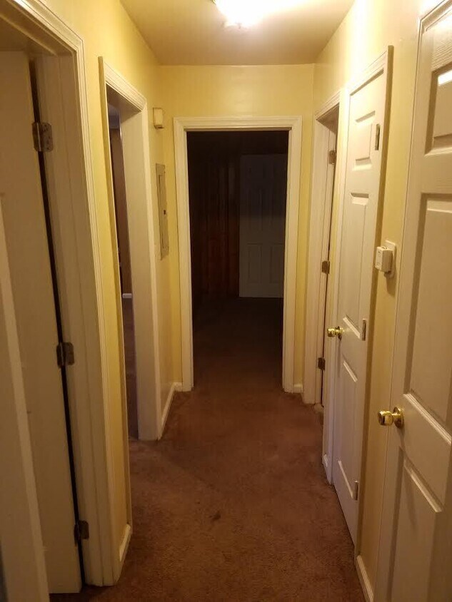 Foto del edificio - 3BR Brick Ranch Home, Total Electric