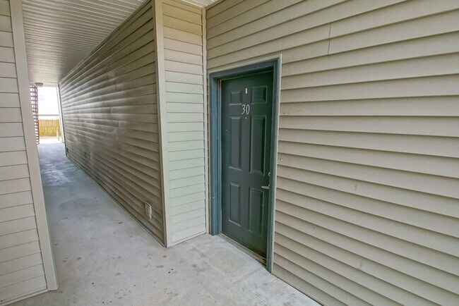 Foto del edificio - CONDO UNIT IN DENHAM SPRINGS