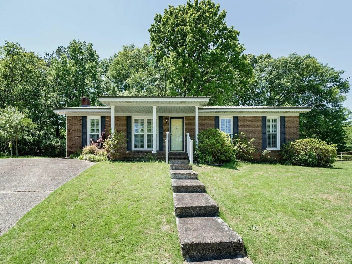 3719 38th Ave Way, Northport, AL 35476 House Rental in Northport, AL