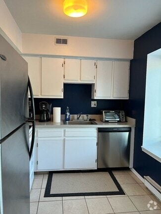Building Photo - 118 Candlewood Dr