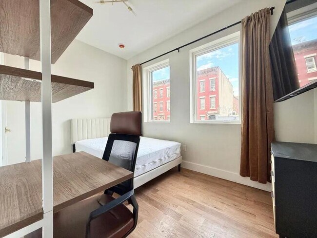 Foto del edificio - Nice room in a good neighborhood