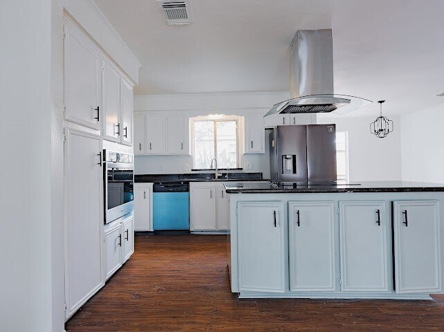 Foto del edificio - 14315 Piping Rock Ln