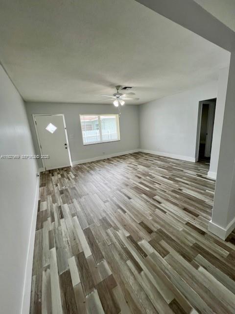 Foto del edificio - 2325 Taft St