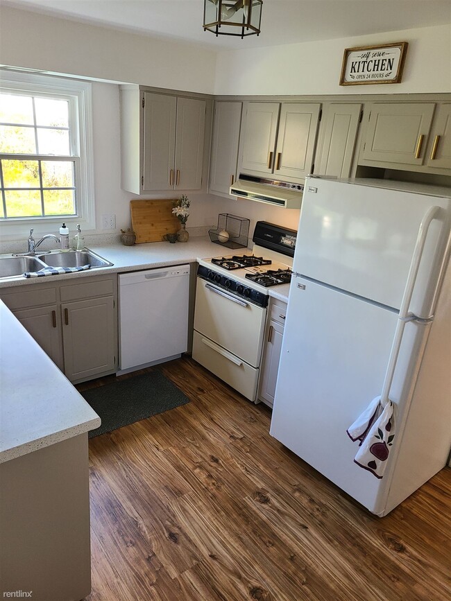 Building Photo - 4 br, 2.5 bath House - 5323 Ivy Point Place