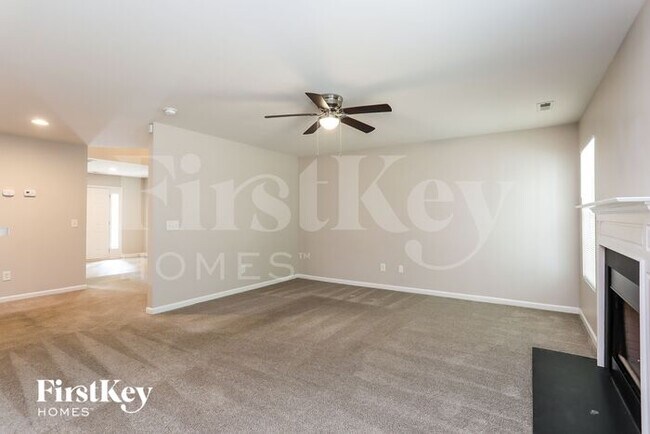 Foto del edificio - 3919 Griffis Glen Dr