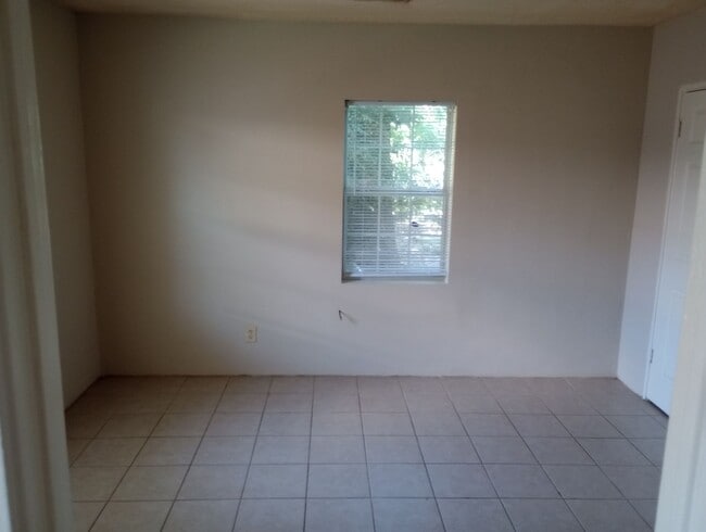 Building Photo - 2118 Jemison Ave