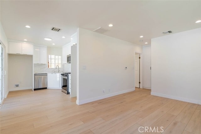 Foto del edificio - 320 E Dryden St