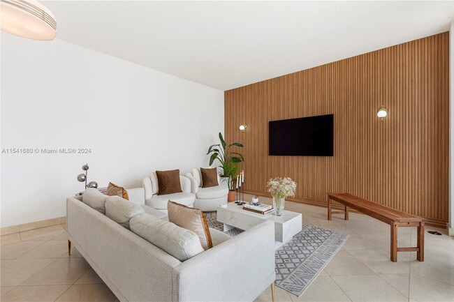 Foto del edificio - 4201 Collins Ave