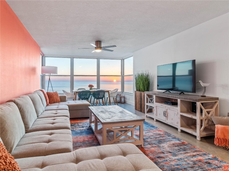 Primary Photo - 14800 Gulf Blvd