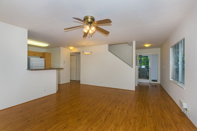 Building Photo - Spacious, private Mililani Tech Park resid...