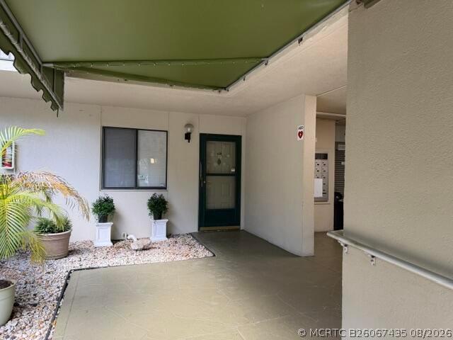 Building Photo - 2209 S Cypress Bend Dr