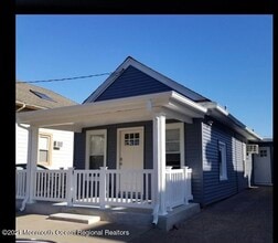 Building Photo - 802 A St