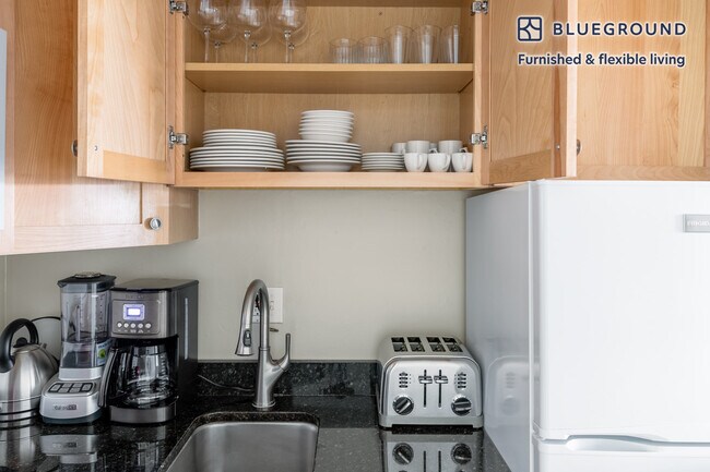 Foto del edificio - 1737 Corcoran St NW