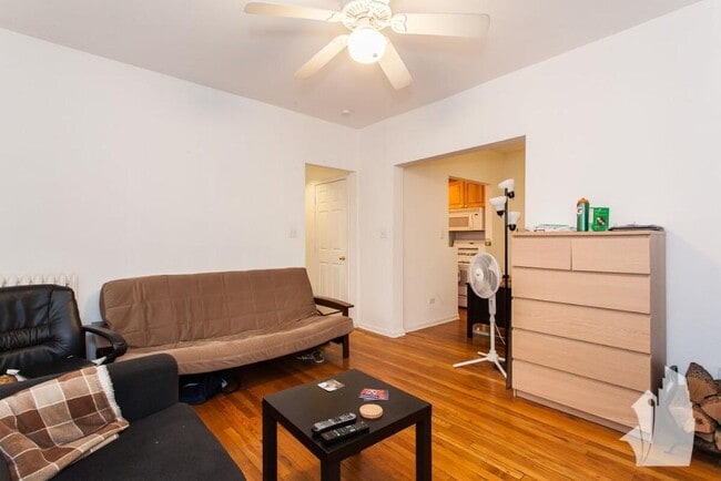 Building Photo - 513 W Deming Pl