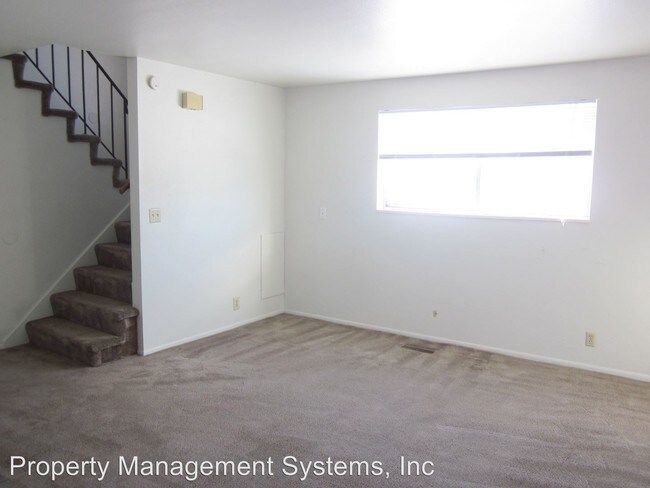 Building Photo - 8317-8319 S Shelba Ct