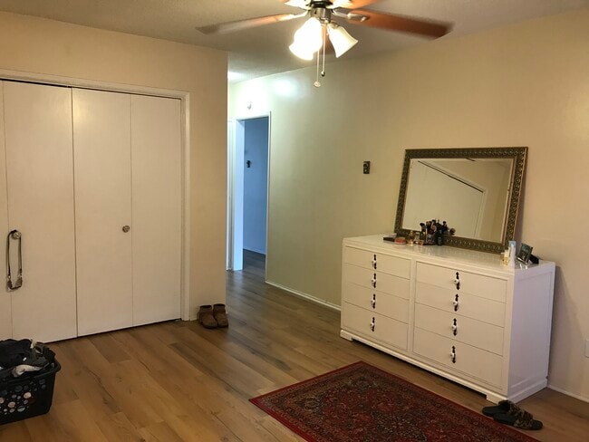 Master Bedroom - 6111 Horner St