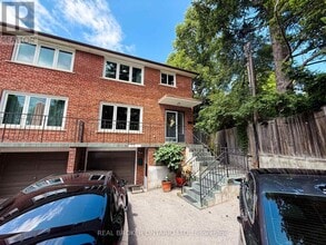 Building Photo - 14 Gooch Ct