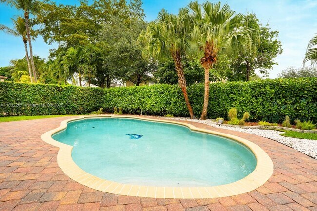 Foto del edificio - 10603 NW 36th St
