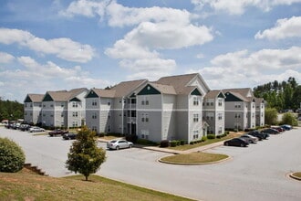 Building Photo - 221 Campus Dr