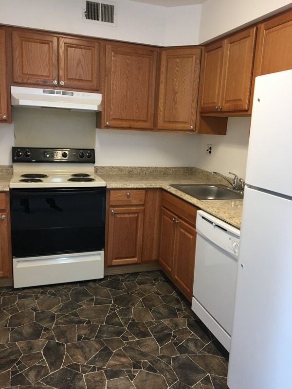 Photo - 206 Country Cir Apartment