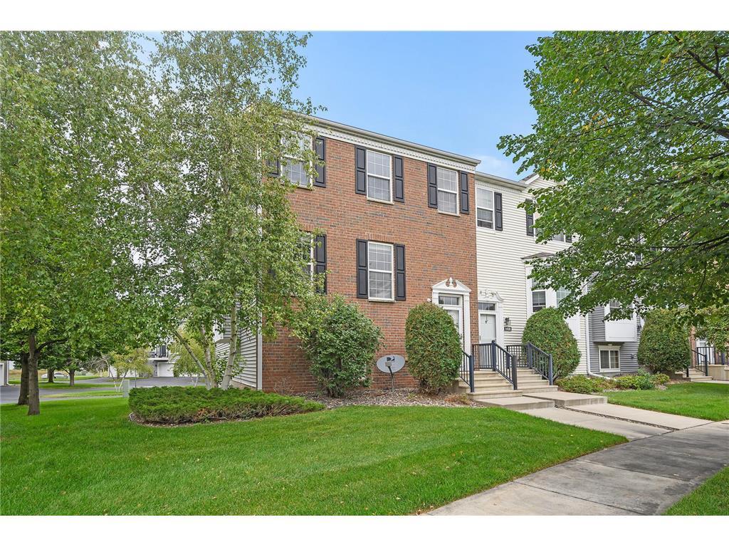 1410 Savanna Dr, Shakopee, MN 55379 Townhome Rentals in Shakopee MN