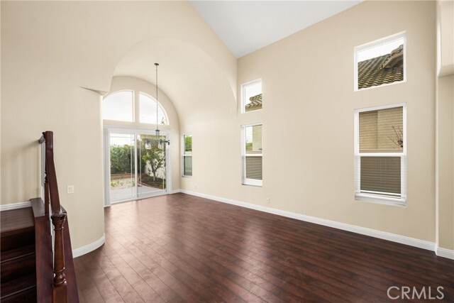 Building Photo - 5630 Delacroix Way