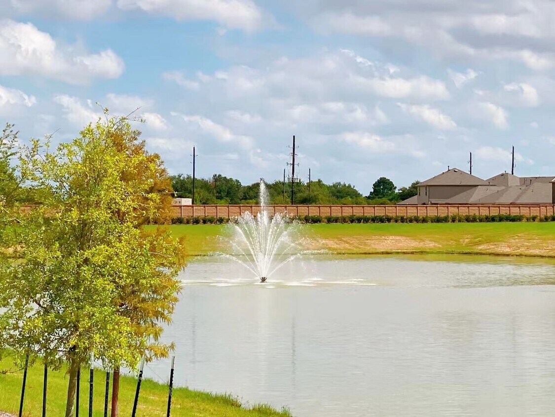 Foto del edificio - 25410 Katy Gate Ln