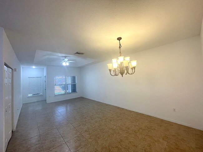 Building Photo - 1854 Pelican Dr