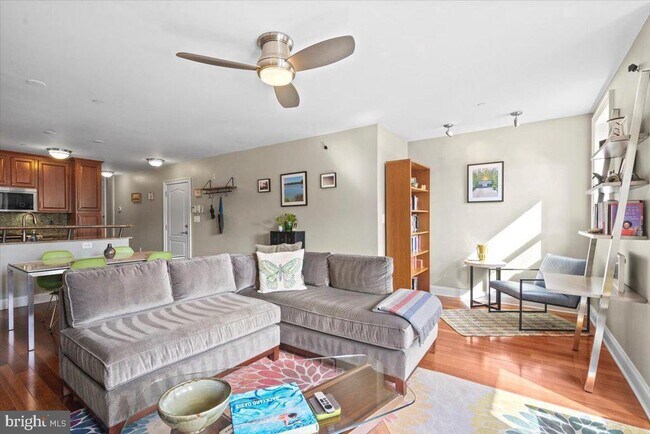 Foto del edificio - 1423 Clifton St NW