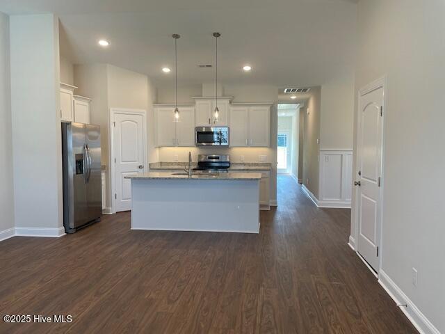 Building Photo - 4229 Laurel Rdg Dr
