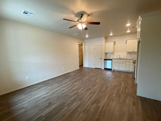 Building Photo - 3 Bed 2 Bath Home in Edmond