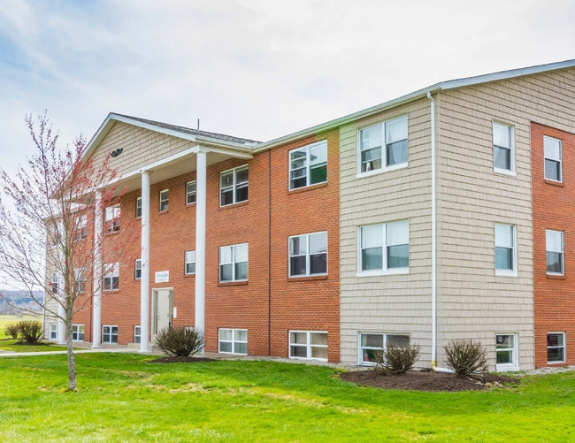 College Park Student Apartments Apartments Edinboro, PA