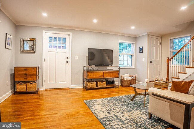 Foto del edificio - 4746 1st St N