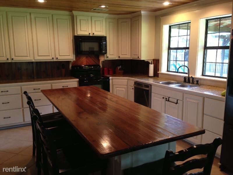 Foto principal - 21340 Greenwell Springs Rd