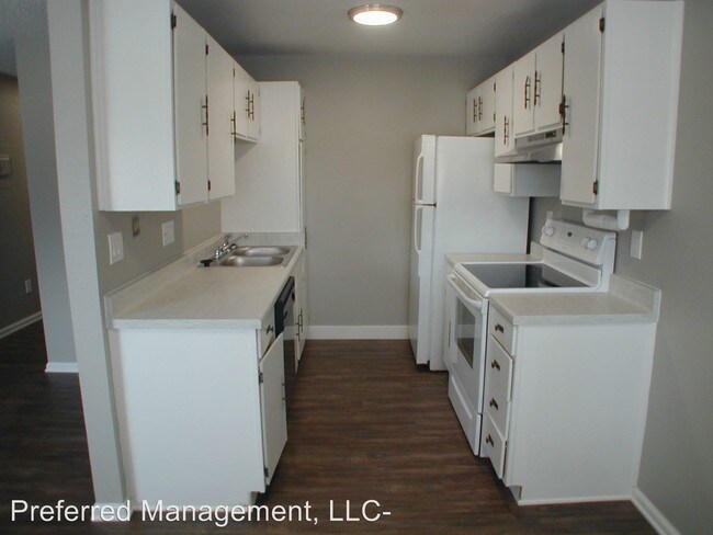 Building Photo - 4920 King Arthur Way