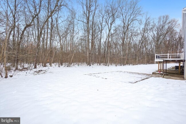 Foto del edificio - 817 Falcon Dr