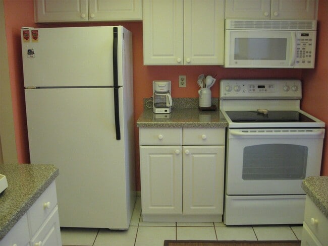 Building Photo - 607 Fair Winds Dr