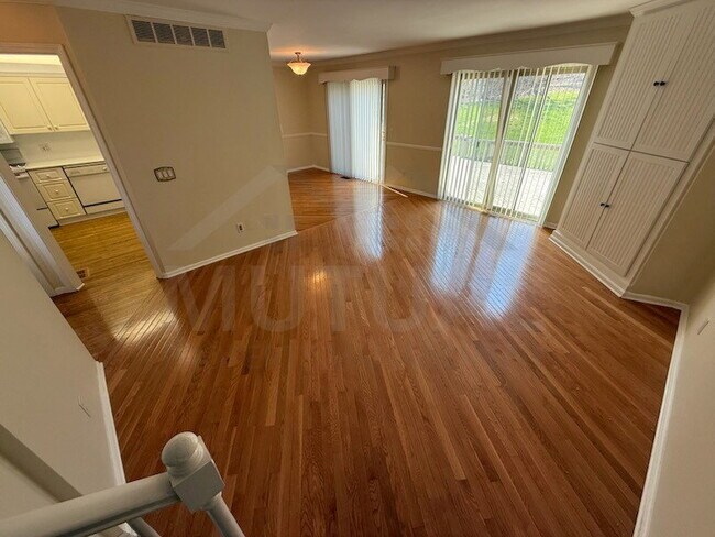 Foto del edificio - 48108 Colony Farm Cir