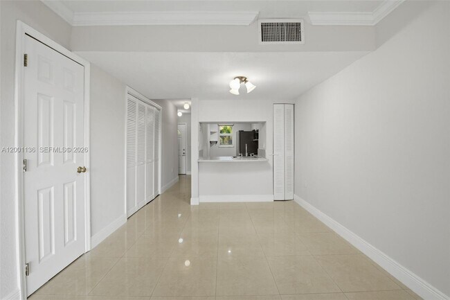 Foto del edificio - 301 NW 109th Ave