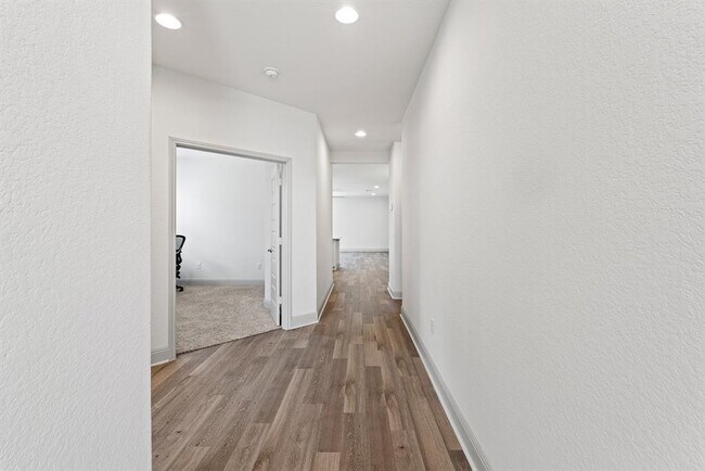 Foto del edificio - 16737 Marcello Dr