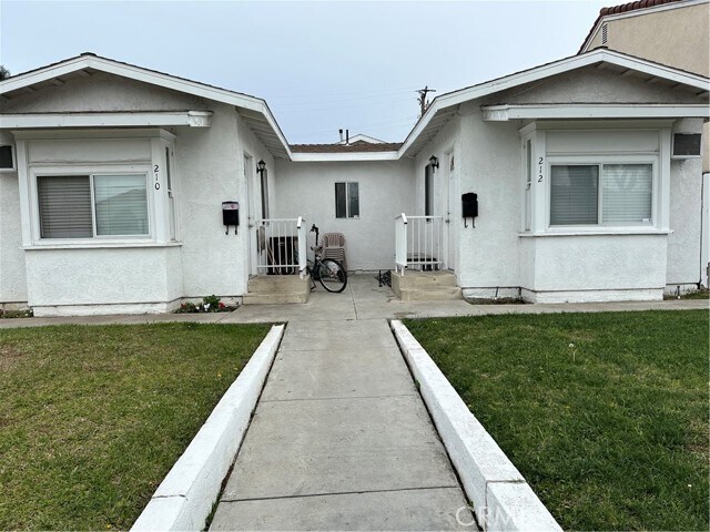 Foto principal - 210 S Main St