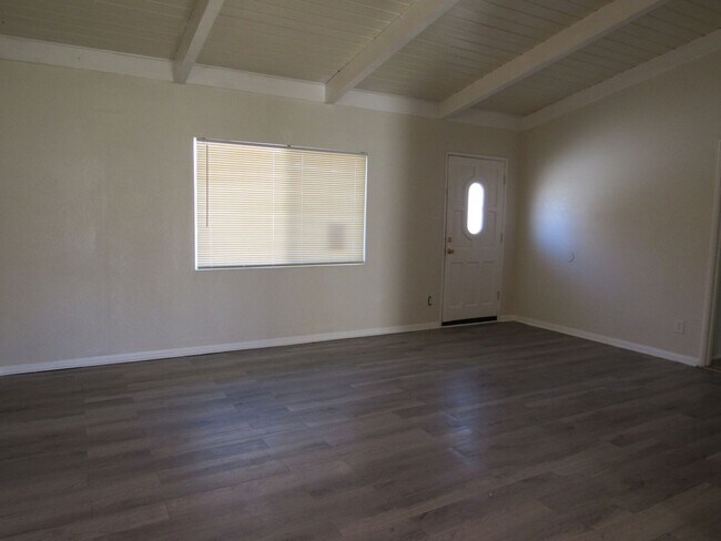 Building Photo - West Lancaster Duplex