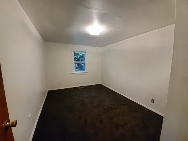 Foto del edificio - 3325 Downes St