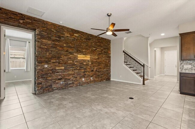 Foto del edificio - 1046 Grand Hilltop Dr