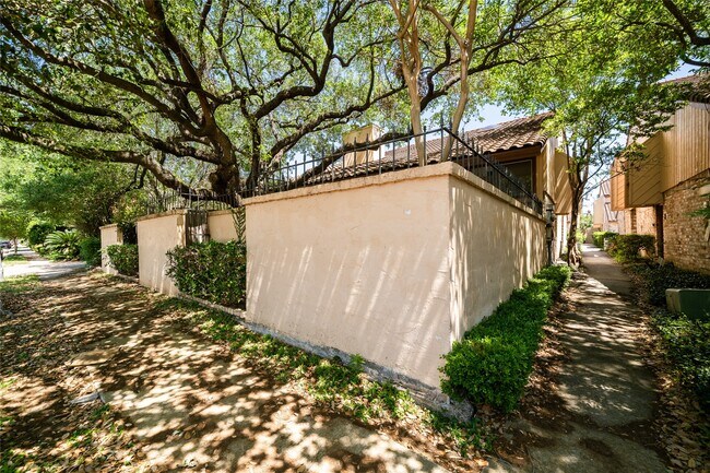 Foto del edificio - 5918 San Felipe St
