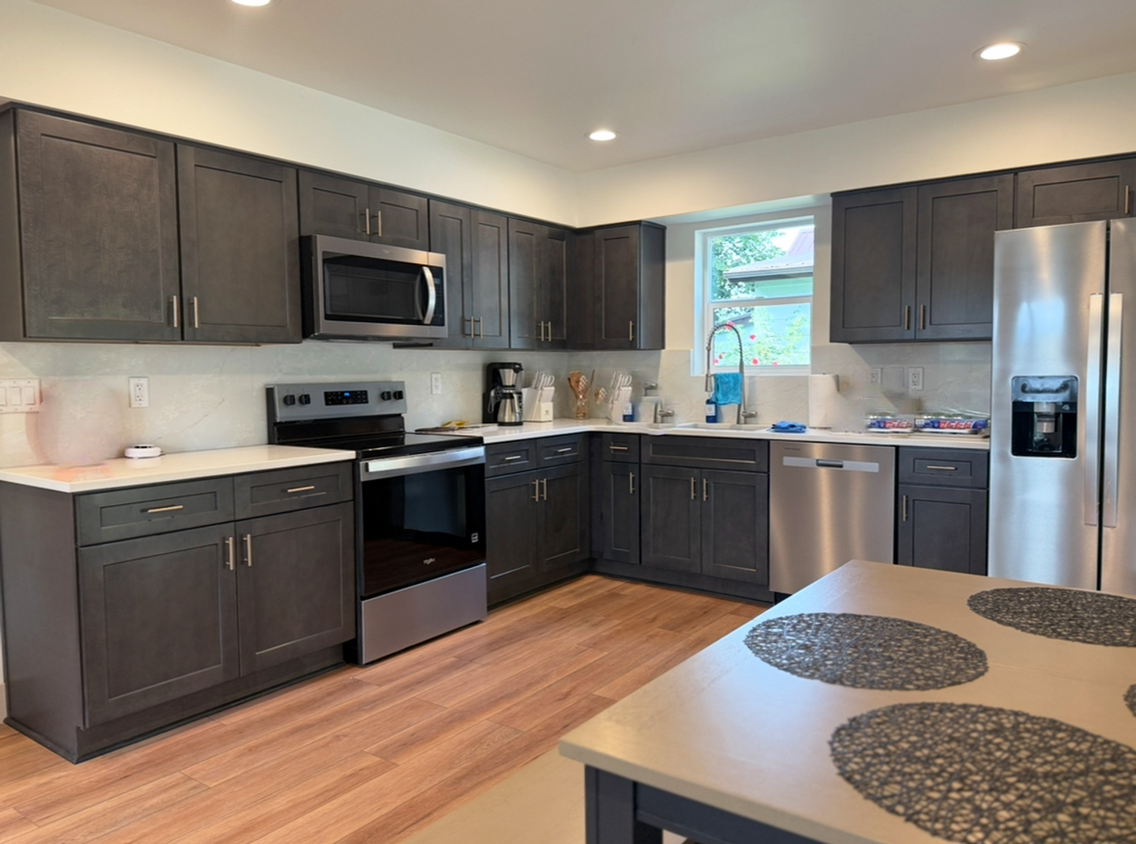 Foto principal - Now Leasing: 209 12th Street West, Kalispe...