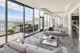 360 Residences Photo