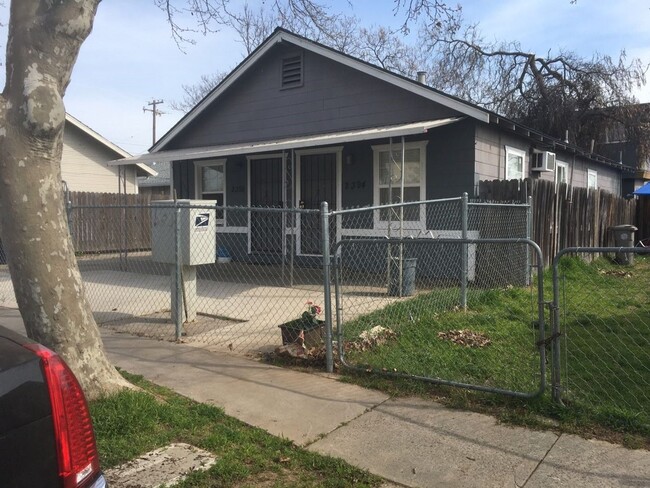 COMING SOON!! - COMING SOON!! Apartment